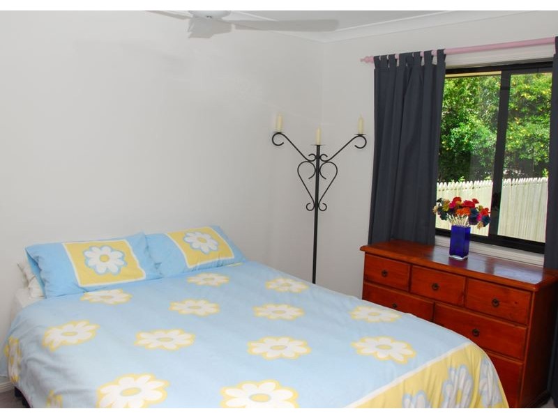 9-11 Jindera Court, Wondunna QLD 4655