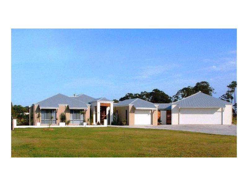 33 Ocean Park Drive, Dundowran Beach QLD 4655