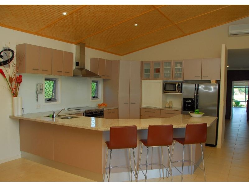 33 Ocean Park Drive, Dundowran Beach QLD 4655