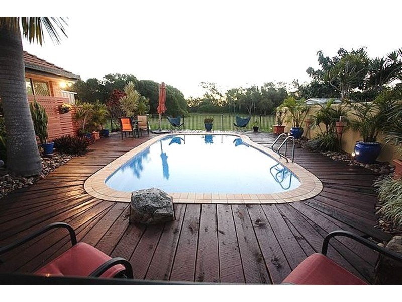 19 Oceanview Street, Point Vernon QLD 4655