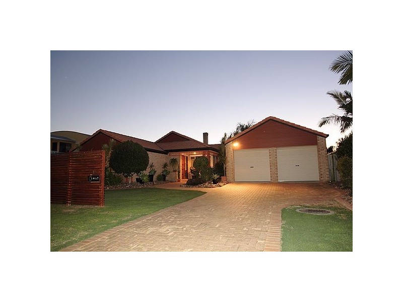 19 Oceanview Street, Point Vernon QLD 4655