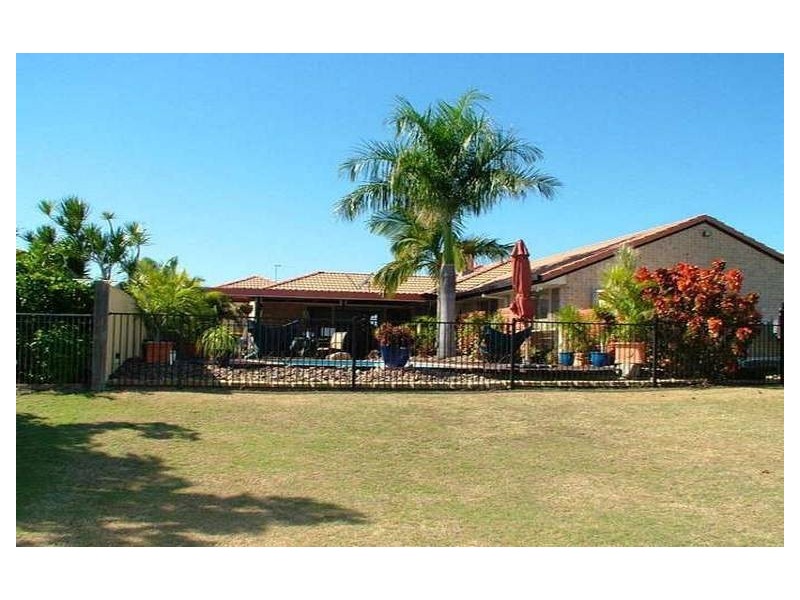 19 Oceanview Street, Point Vernon QLD 4655