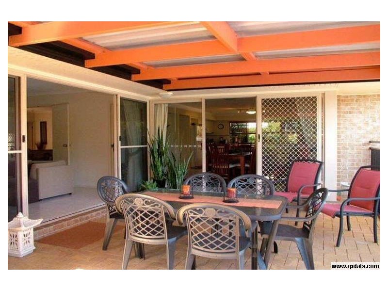19 Oceanview Street, Point Vernon QLD 4655