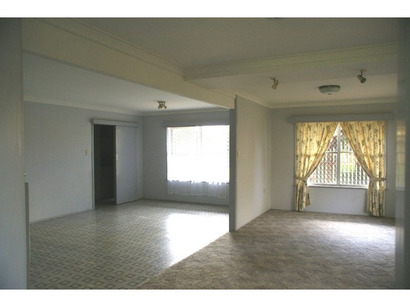 266 Torquay Terrace, Torquay QLD 4655