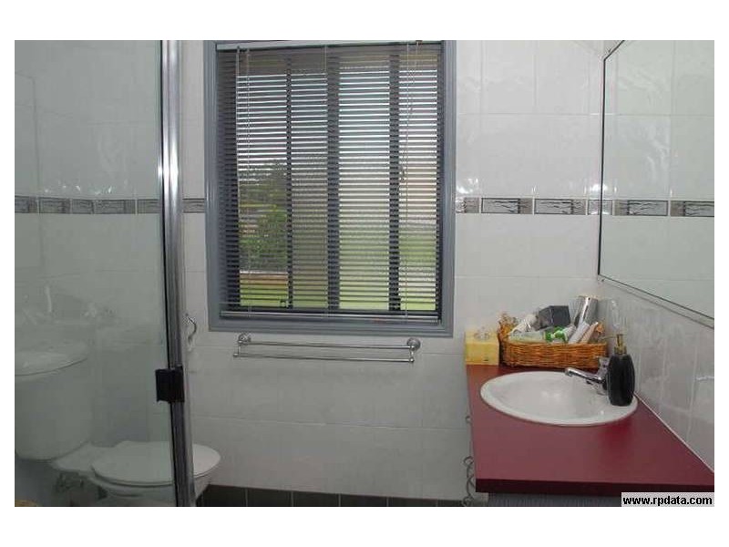 33 Sandrabarbara Drive, Booral QLD 4655