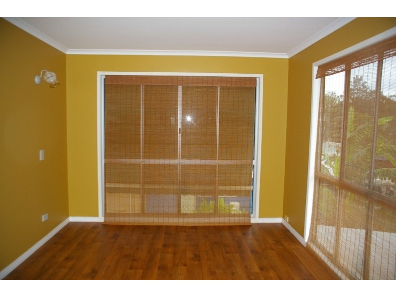 8 Spence Street, Point Vernon QLD 4655