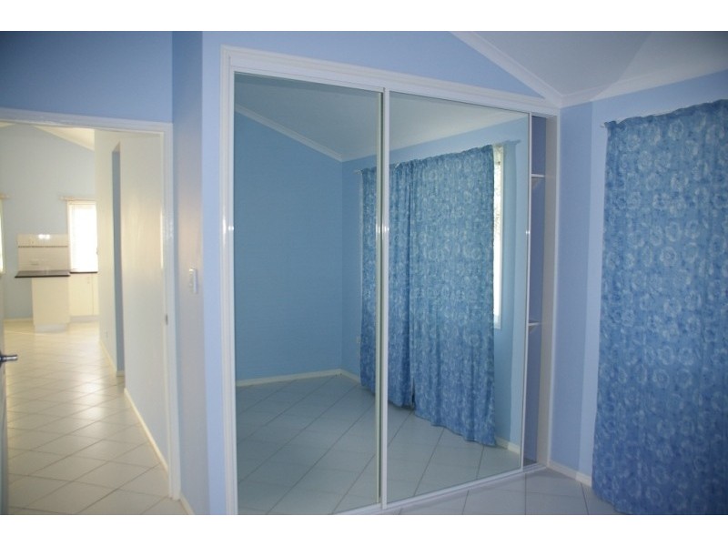 65 Murphy Street, Point Vernon QLD 4655