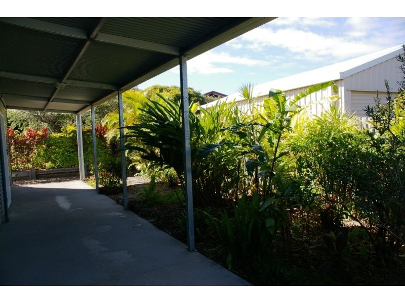 65 Murphy Street, Point Vernon QLD 4655