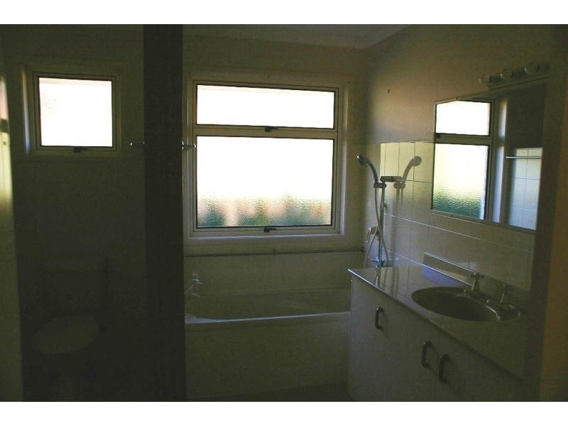 7 Macbel Court, Torquay QLD 4655