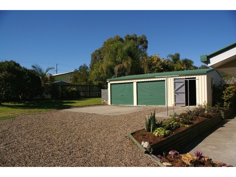 7 Macbel Court, Torquay QLD 4655