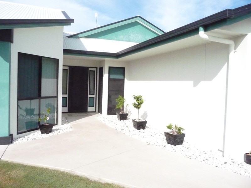15 Highview Drive, Craignish QLD 4655