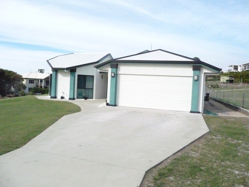 15 Highview Drive, Craignish QLD 4655