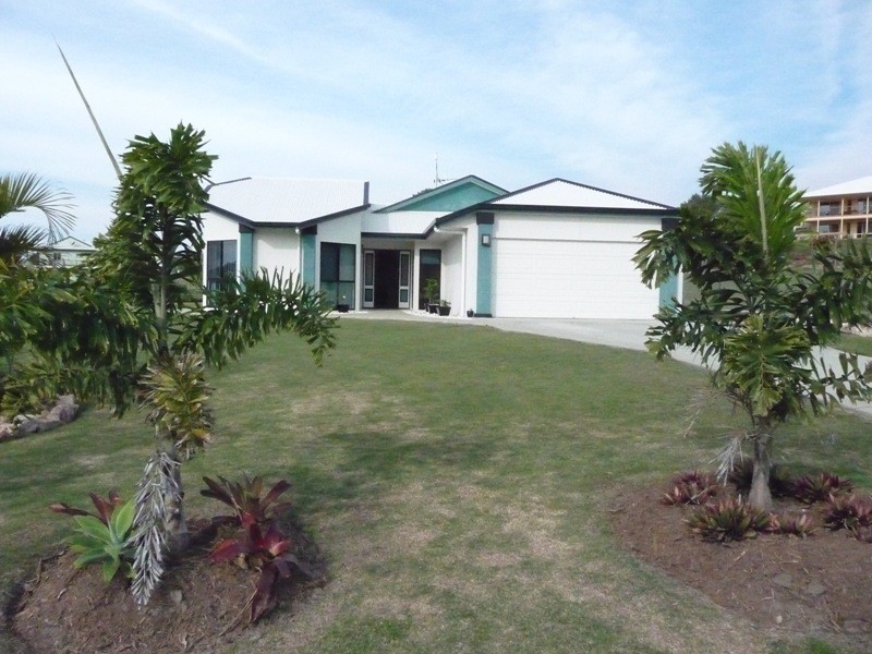 15 Highview Drive, Craignish QLD 4655