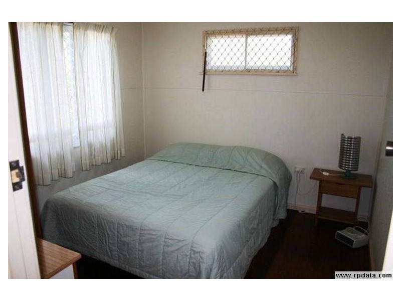 100 Long Street, Point Vernon QLD 4655