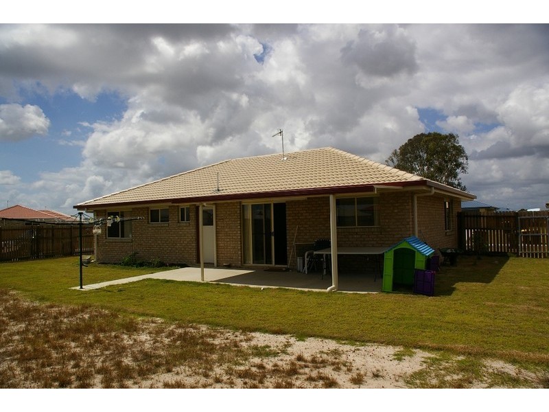 22  Bunya, Eli Waters QLD 4655