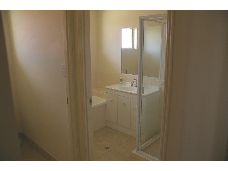 22  Bunya, Eli Waters QLD 4655