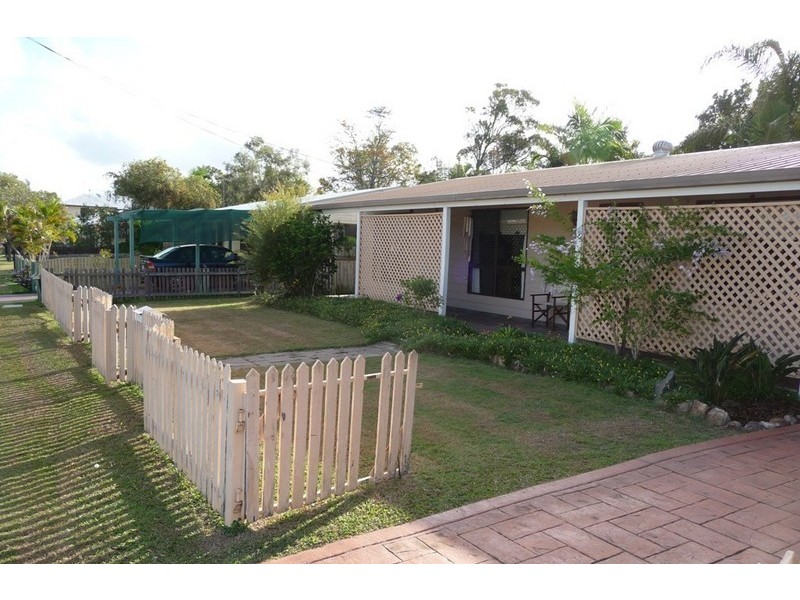 105 Limpus, Urangan QLD 4655