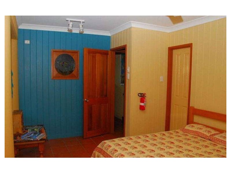 85 Long Street, Point Vernon QLD 4655