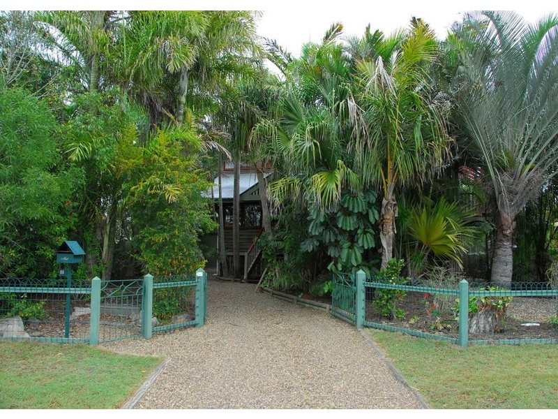 85 Long Street, Point Vernon QLD 4655