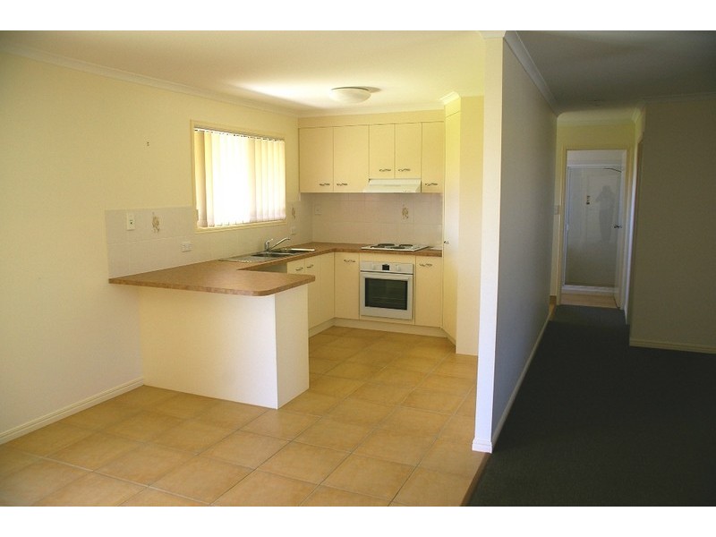 4 Ringtail Way, Urangan QLD 4655