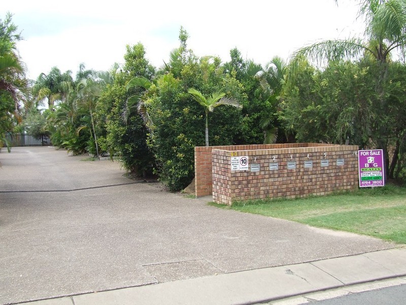 4 / 74 Winchelsea Street, Pialba QLD 4655