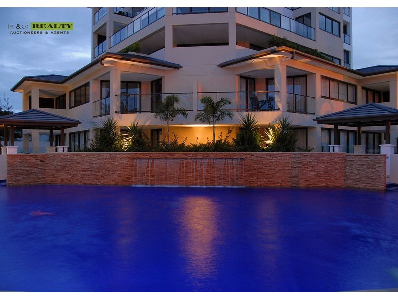 303 / 468 Esplanade, Torquay QLD 4655