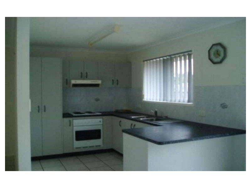 2 Daphne Court, Torquay QLD 4655