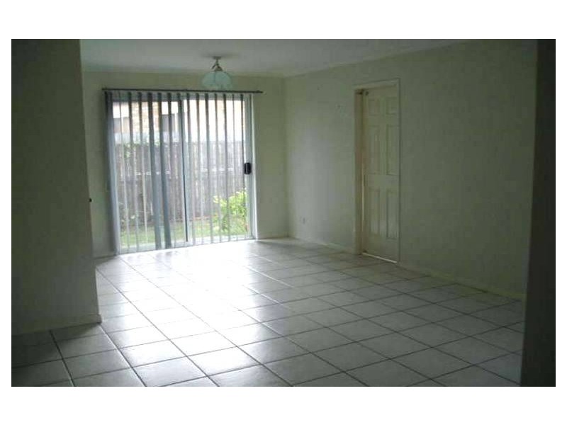 2 Daphne Court, Torquay QLD 4655