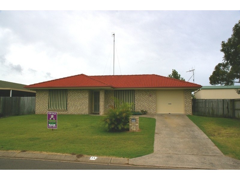 25 Merlin Drive, Urangan QLD 4655