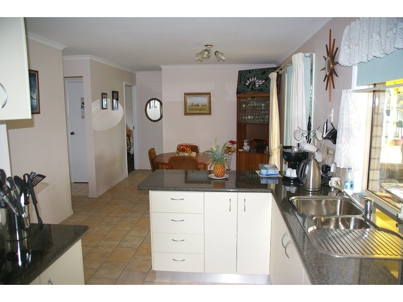 25 Merlin Drive, Urangan QLD 4655