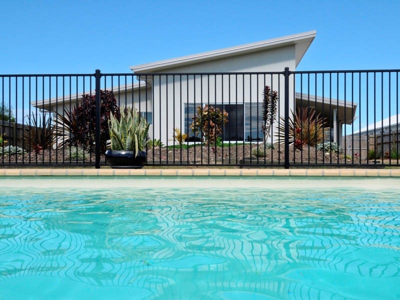 1 Lady Penrhyn Drive, Eli Waters QLD 4655