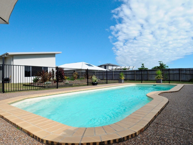 1 Lady Penrhyn Drive, Eli Waters QLD 4655