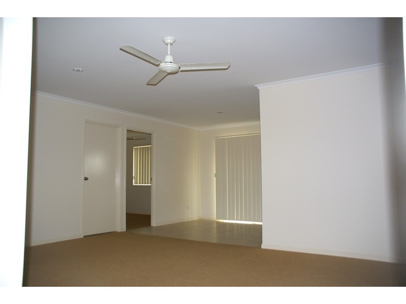 24 Bunya Court, Eli Waters QLD 4655