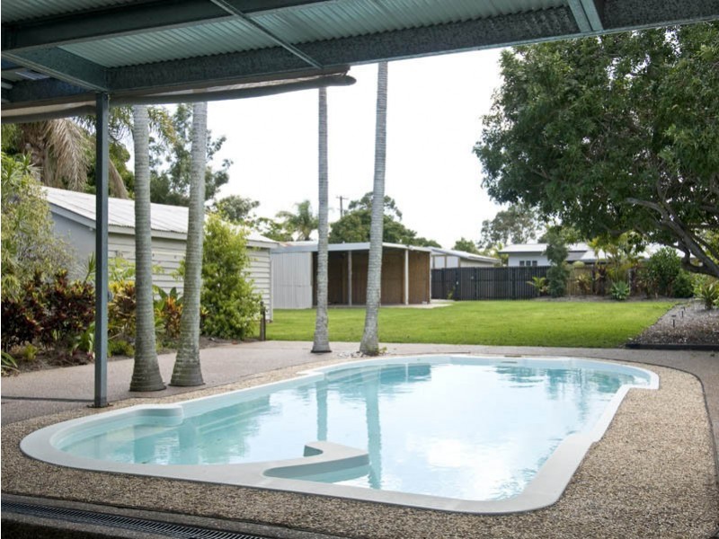 155 Esplanade, Point Vernon QLD 4655