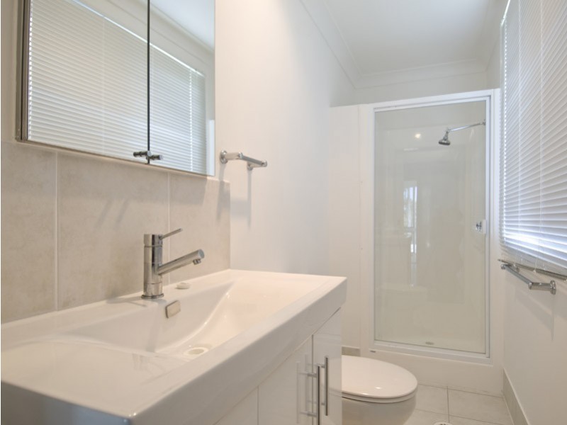 155 Esplanade, Point Vernon QLD 4655