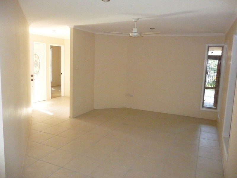 67 Ladbroke Crescent, Urangan QLD 4655