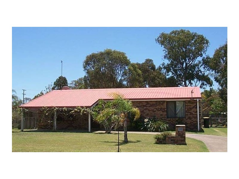 109 Hammond Street, Urangan QLD 4655