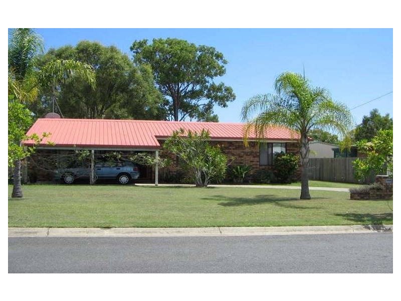 109 Hammond Street, Urangan QLD 4655