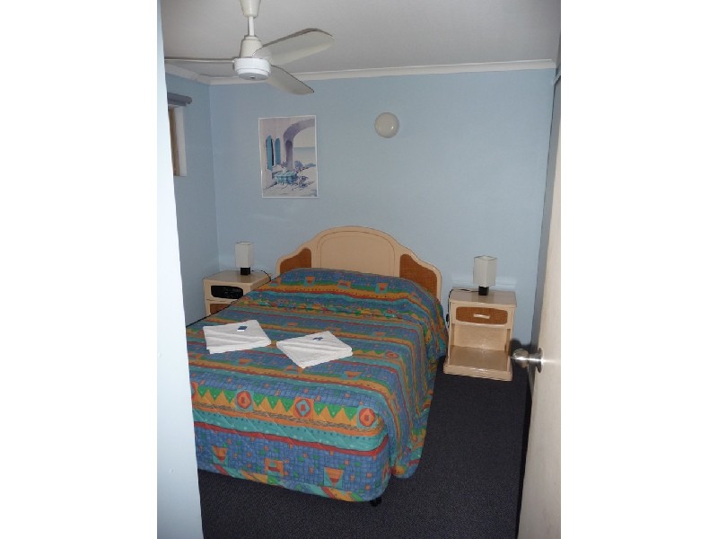 12 / 383 Esplanade, Torquay QLD 4655