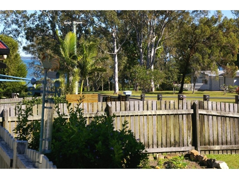 9 Mant Street, Point Vernon QLD 4655