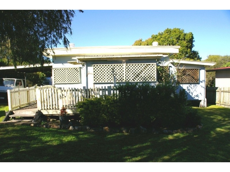 9 Mant Street, Point Vernon QLD 4655