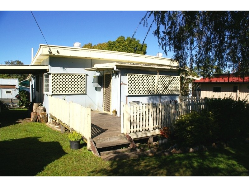 9 Mant Street, Point Vernon QLD 4655