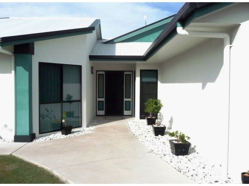 15 Highview Drive, Craignish QLD 4655