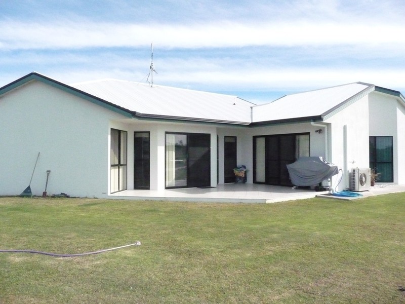 15 Highview Drive, Craignish QLD 4655