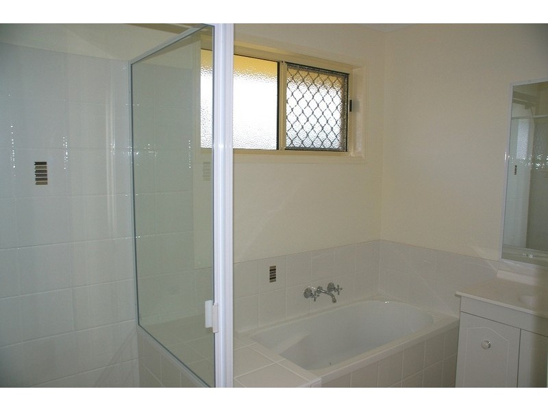 97 Martin Street, Point Vernon QLD 4655