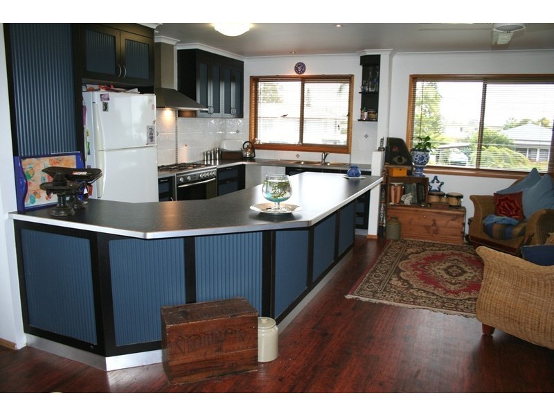156 Long Street, Point Vernon QLD 4655