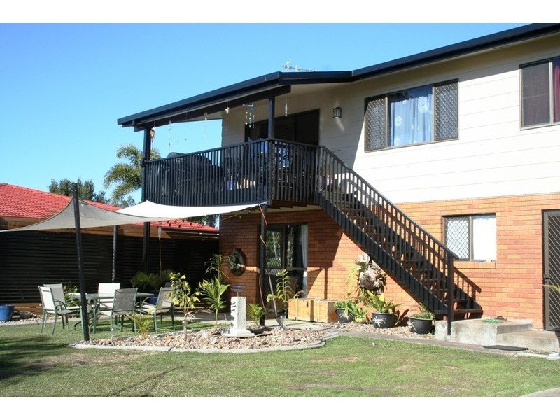 156 Long Street, Point Vernon QLD 4655