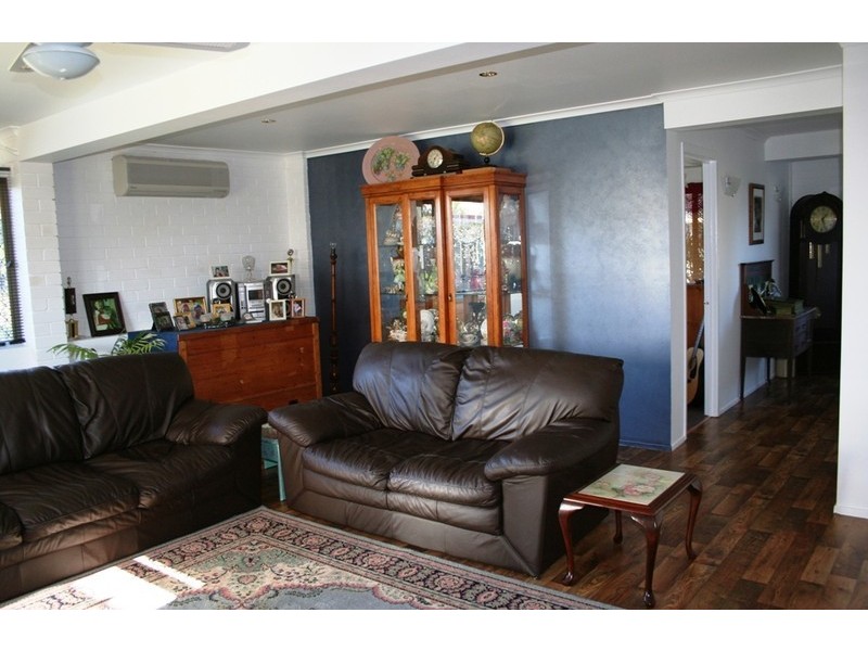 156 Long Street, Point Vernon QLD 4655
