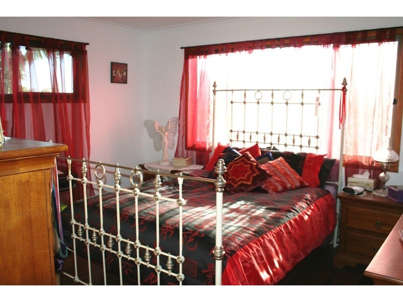156 Long Street, Point Vernon QLD 4655