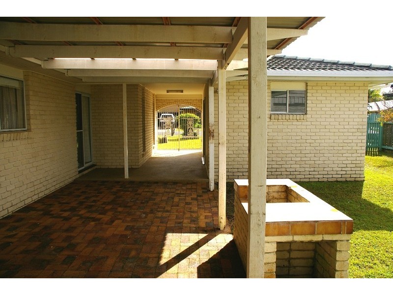 25 Moonlight Avenue, Torquay QLD 4655